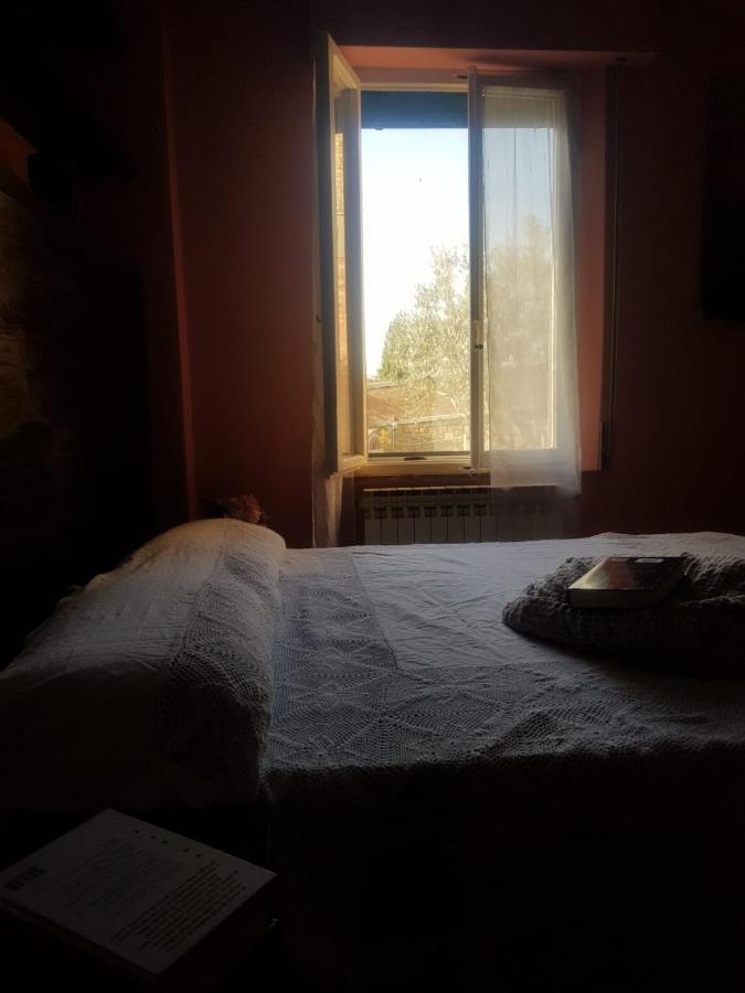 ホテル Dimora In Francigena サン・クイーリコ・ドルチャ エクステリア 写真