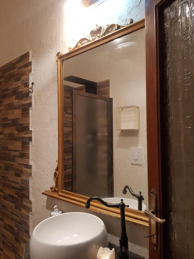 ホテル Dimora In Francigena サン・クイーリコ・ドルチャ エクステリア 写真
