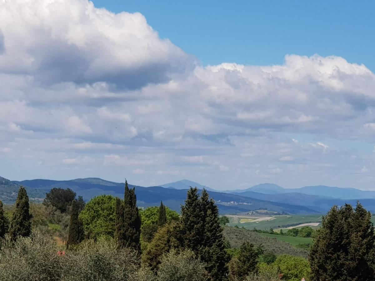 ホテル Dimora In Francigena サン・クイーリコ・ドルチャ エクステリア 写真