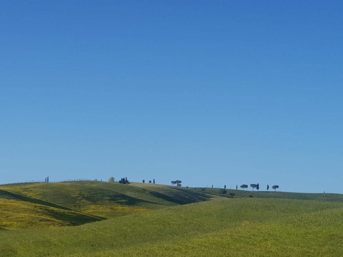 ホテル Dimora In Francigena サン・クイーリコ・ドルチャ エクステリア 写真