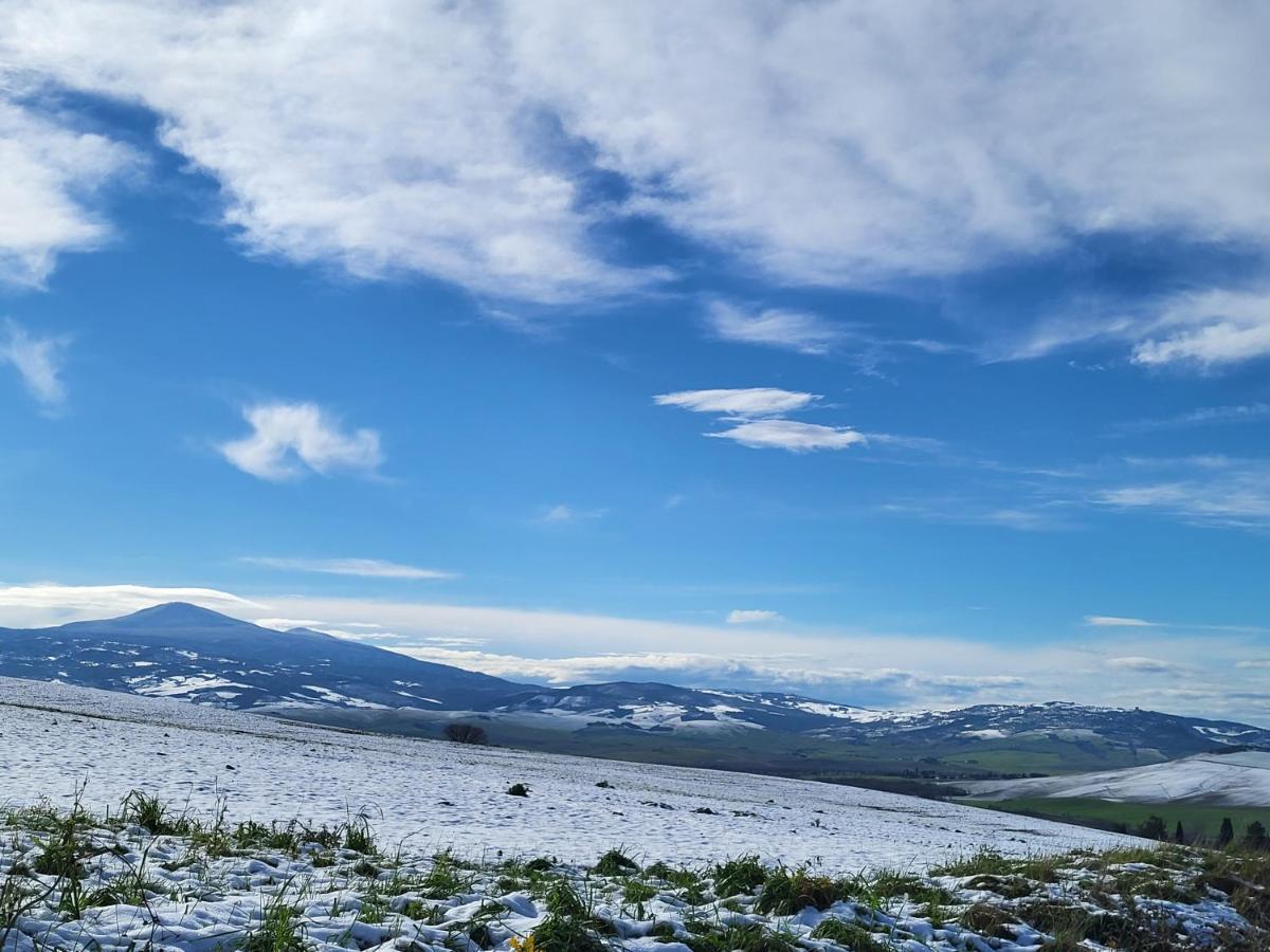 ホテル Dimora In Francigena サン・クイーリコ・ドルチャ エクステリア 写真