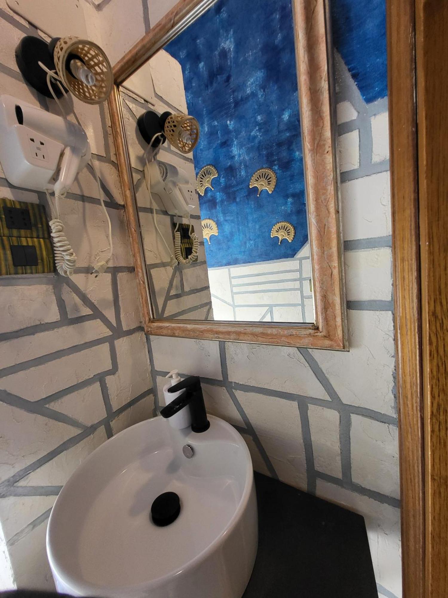 ホテル Dimora In Francigena サン・クイーリコ・ドルチャ エクステリア 写真